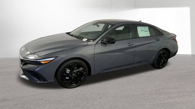 New 2026 Hyundai Elantra Sport FWD image 4