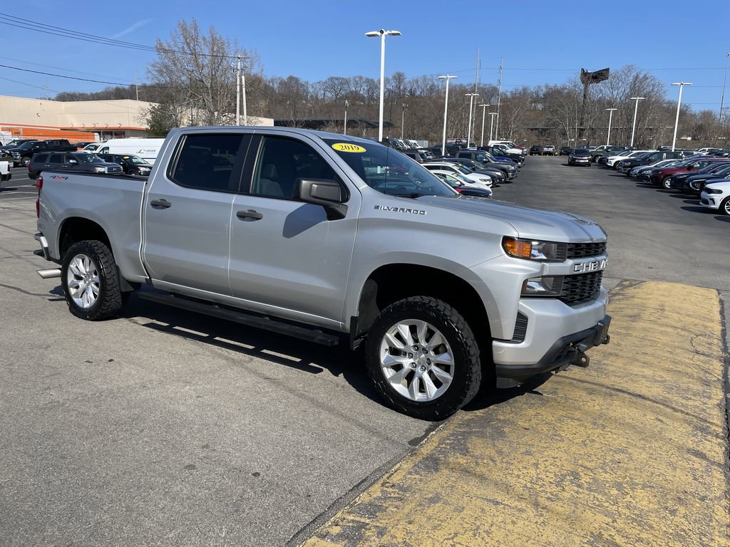 Used 2019 Chevrolet Silverado 1500 Custom w/ Custom Value Package image 6