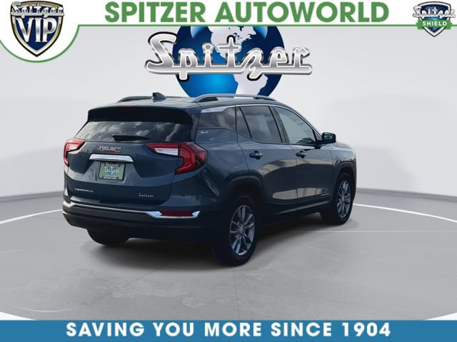 Used 2024 GMC Terrain SLT FWD image 9