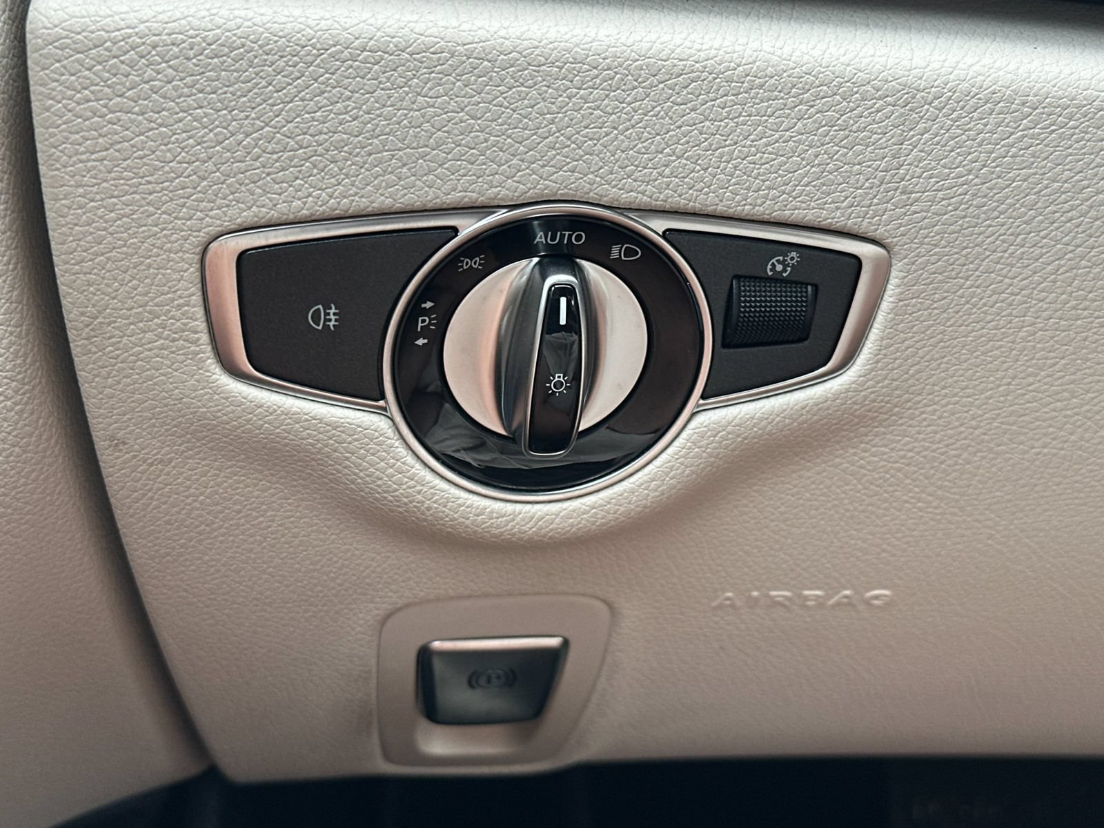 Used 2020 Mercedes-Benz E 450 4MATIC Sedan image 29