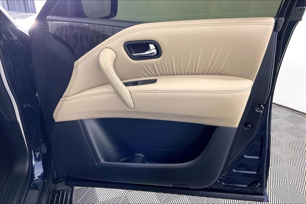 Used 2024 Nissan Armada Platinum w/ Cargo Package image 26