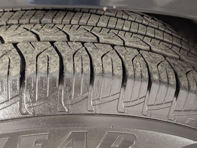 Used 2018 Chevrolet Equinox LT image 9