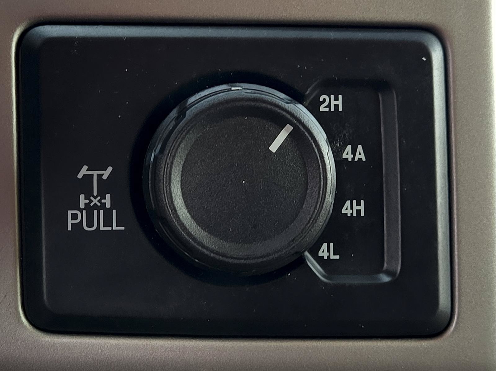 Used 2019 Ford F150 Lariat AWD/4WD image 14