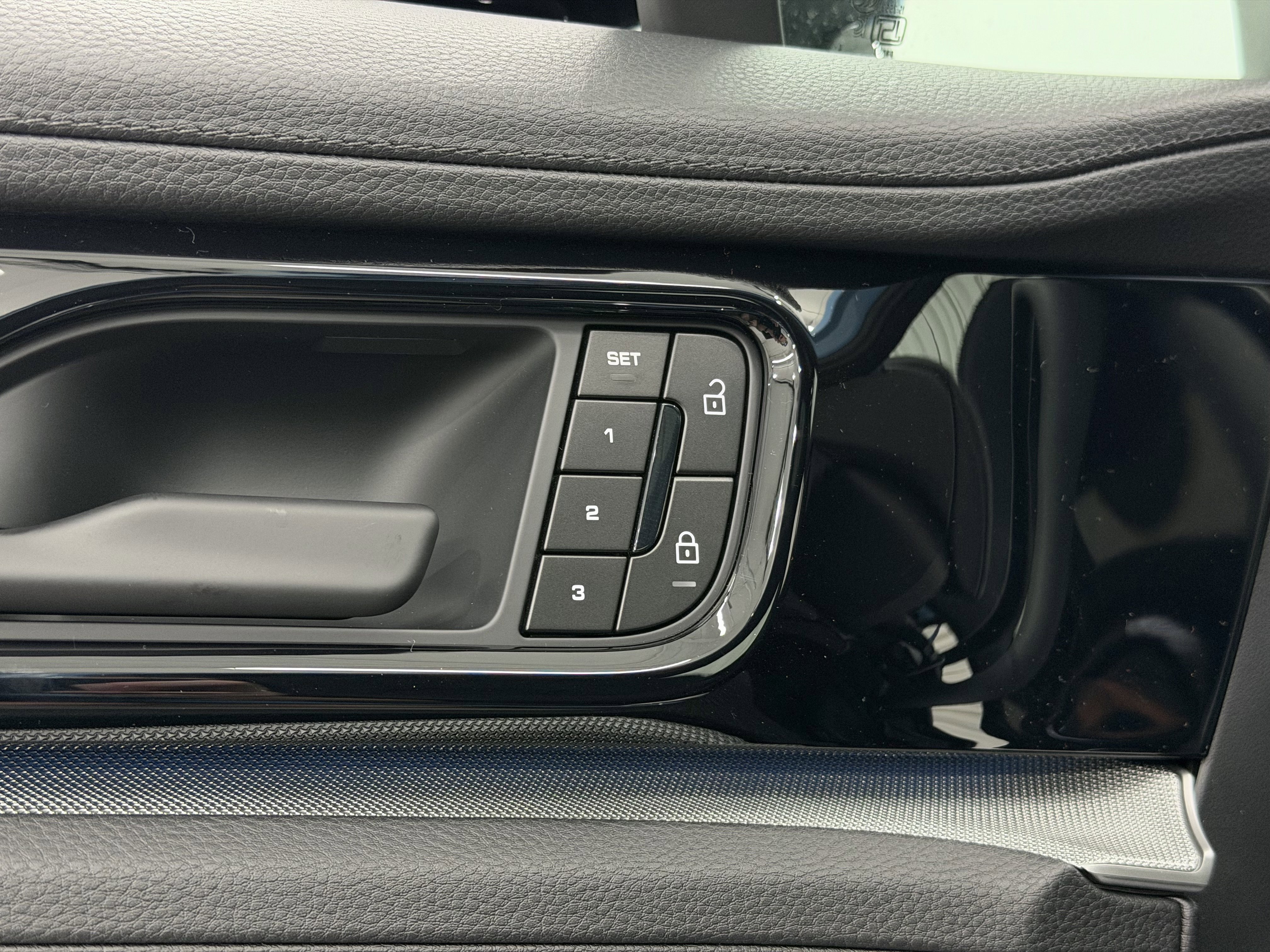 New 2026 Porsche Panamera 4 image 27
