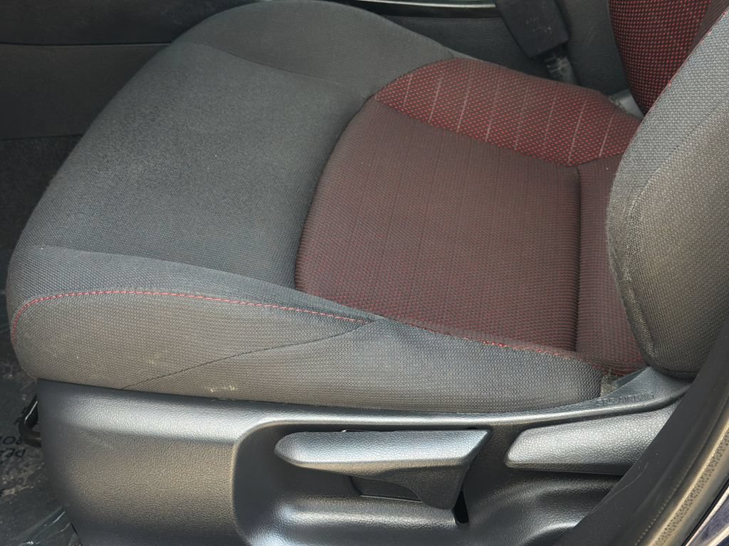 Used 2024 Toyota Corolla SE FWD image 21
