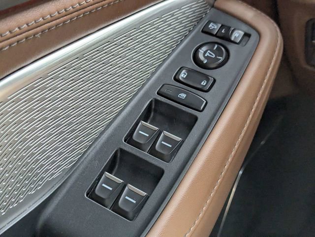 Used 2024 Acura MDX SH-AWD w/ Advance Package image 16