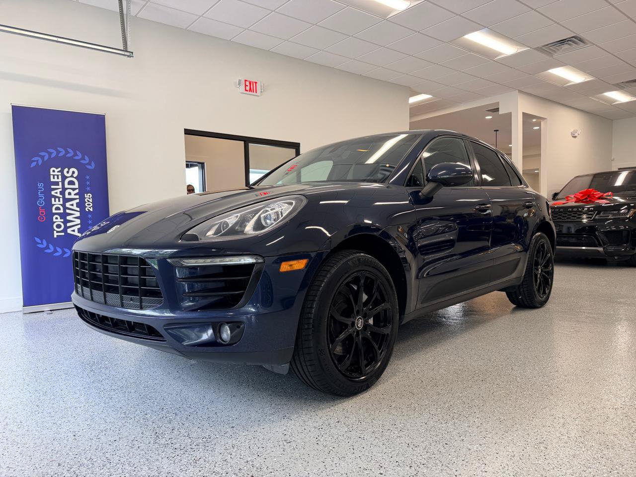 Used 2015 Porsche Macan S AWD/4WD image 4