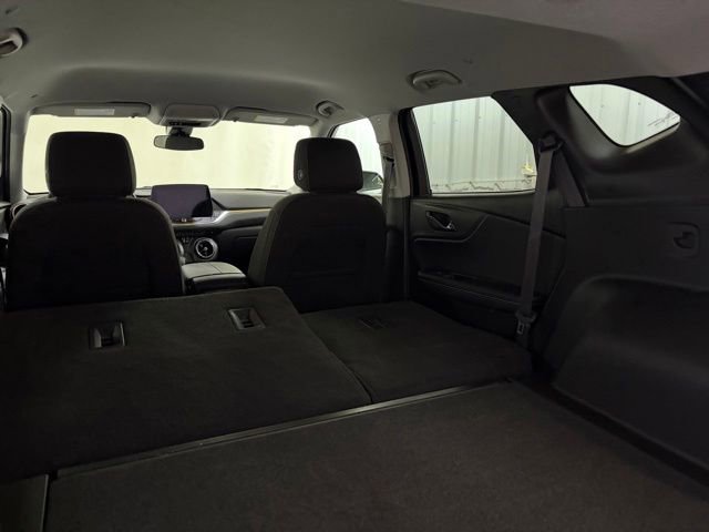 Used 2025 Chevrolet Blazer LT FWD image 18