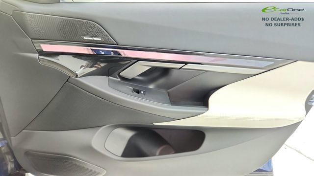 Used 2025 BMW i5 xDrive40 w/ Premium Package image 23