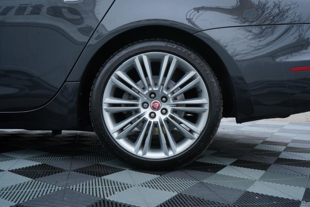 Used 2015 Jaguar XJ L Portfolio AWD/4WD image 86