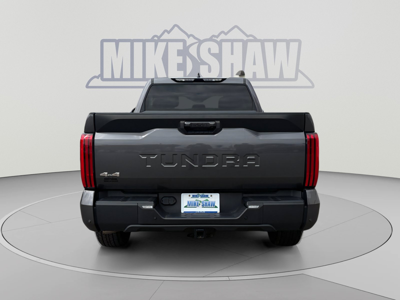 Used 2022 Toyota Tundra SR5 AWD/4WD image 4