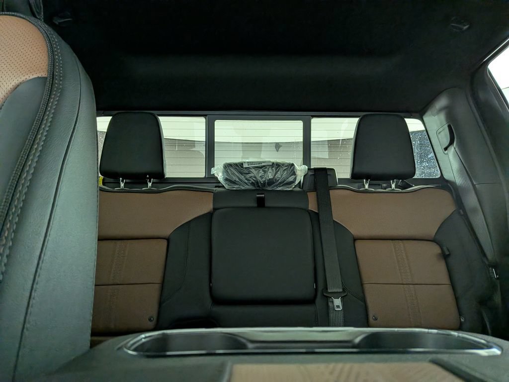 New 2026 Chevrolet Silverado 2500 High Country w/ High Country Premium Package AWD/4WD image 28
