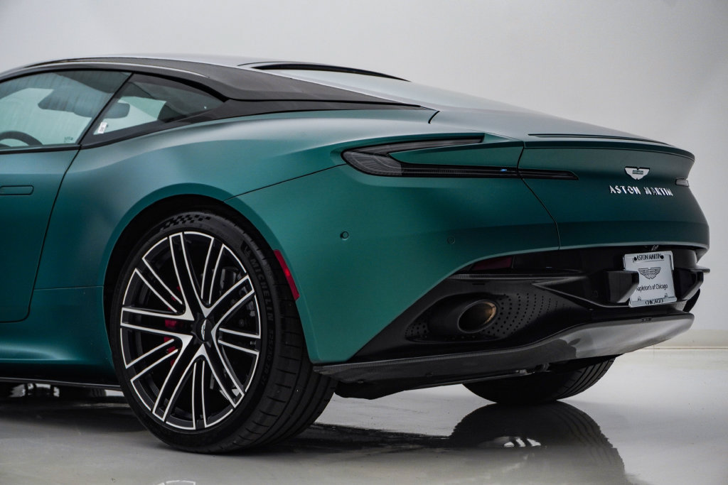 Used 2025 Aston Martin DB12 Coupe RWD image 11