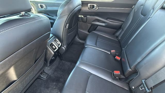 Used 2024 Kia Sorento S image 24