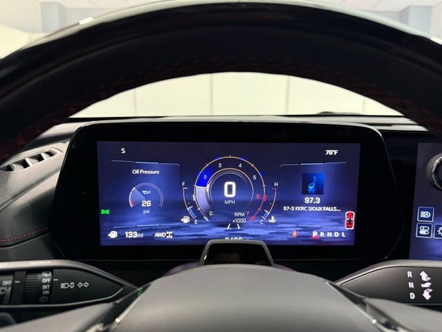 Used 2024 Chevrolet Traverse RS image 25