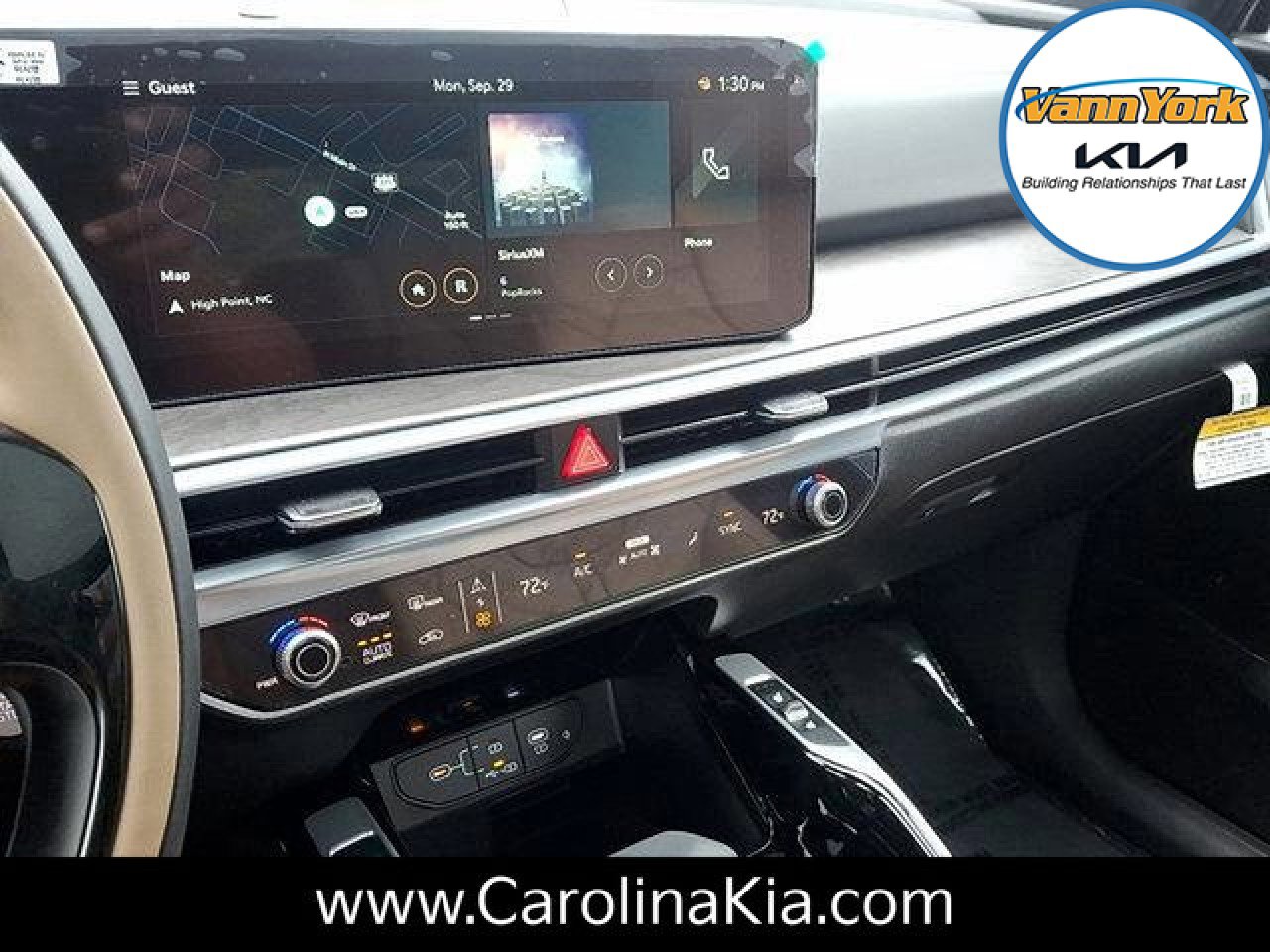 New 2026 Kia Sorento SX Prestige w/ Olive Brown Leather Package image 17