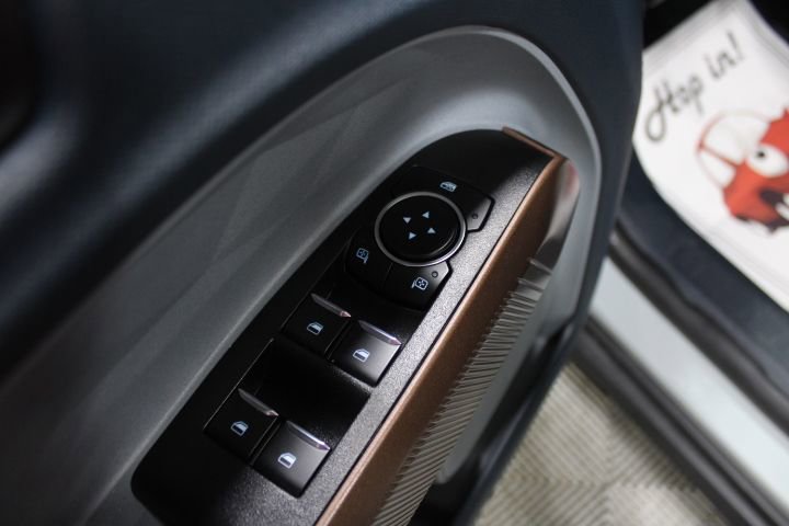 Used 2024 Ford Maverick Lariat w/ FX4 Off-Road Package image 18