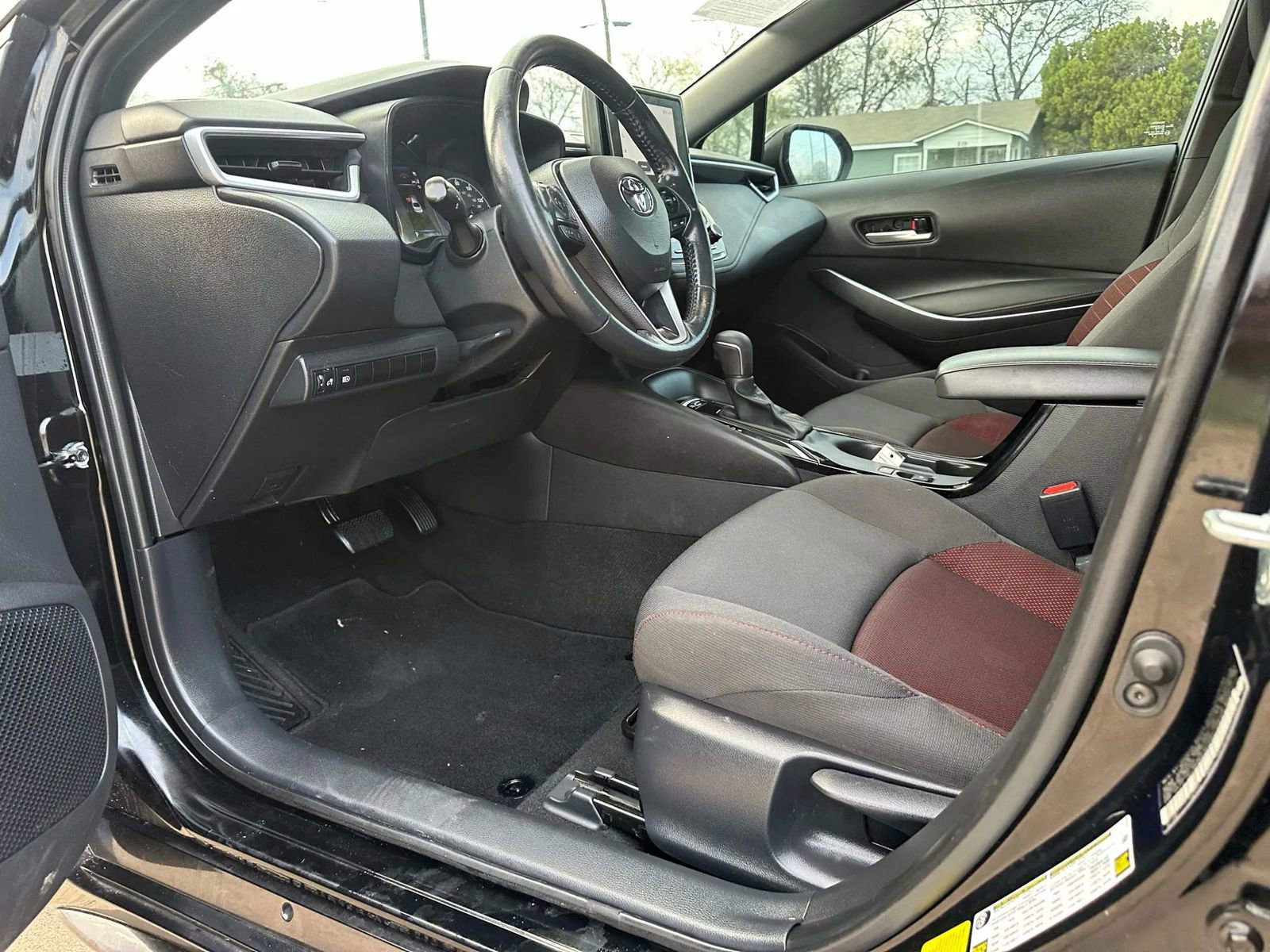 Used 2023 Toyota Corolla SE image 13