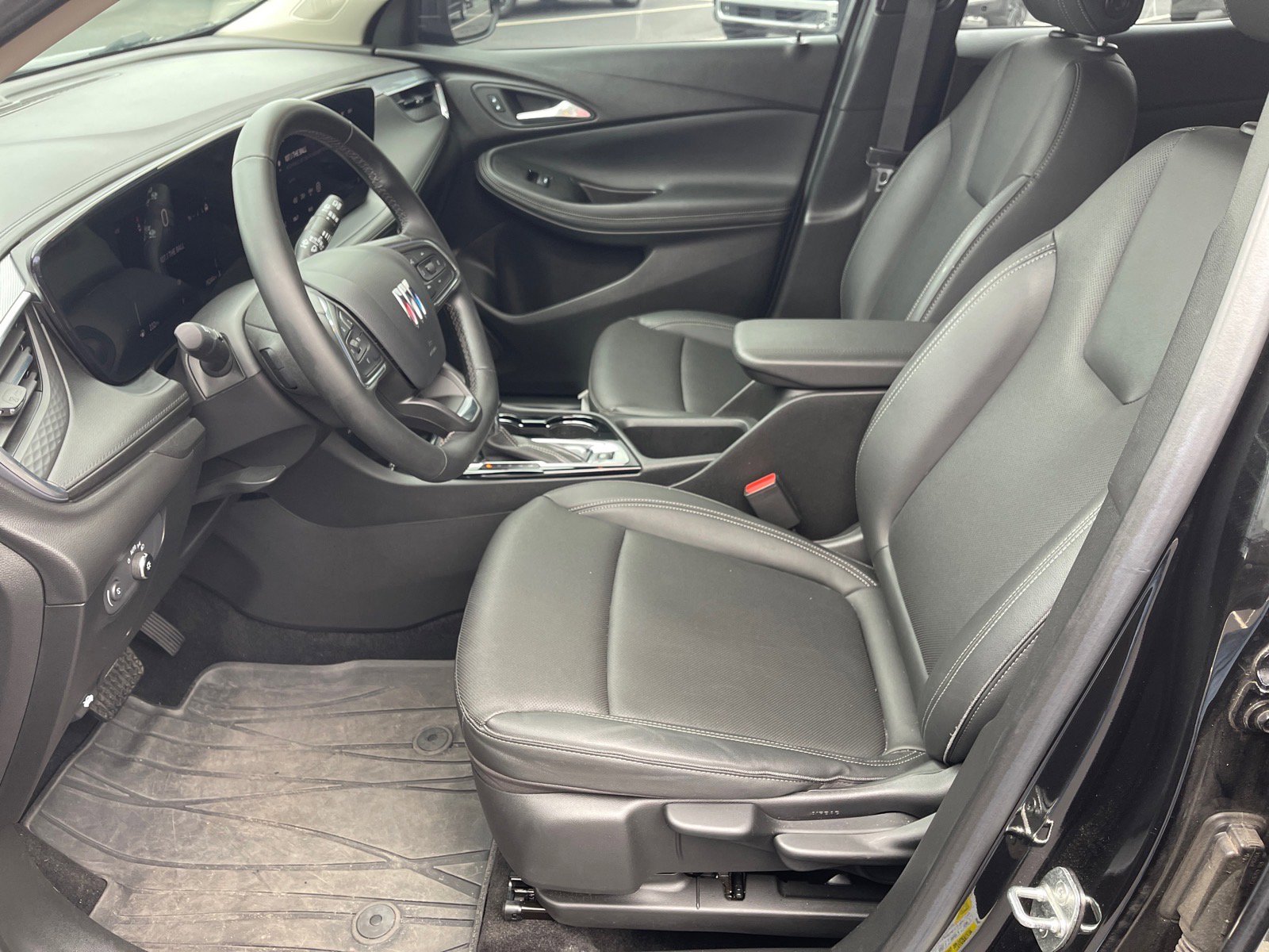 Used 2024 Buick Encore GX Sport Touring w/ Advanced Technology Package image 10