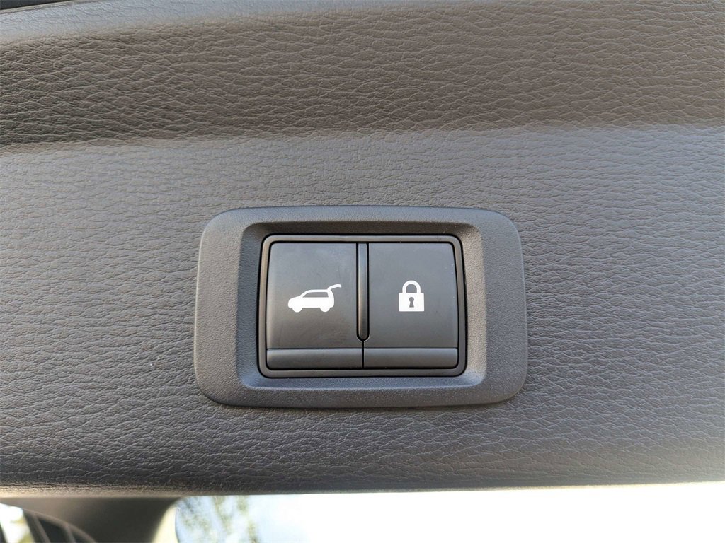 Used 2024 Mitsubishi Outlander SEL image 14