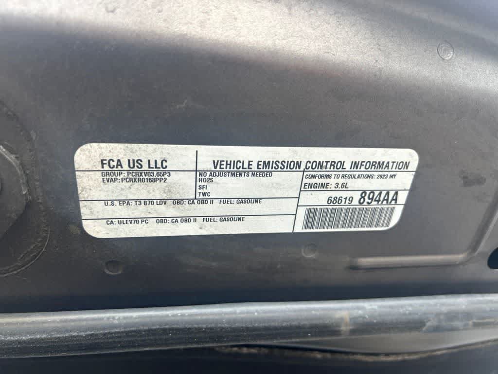 Used 2023 Dodge Charger SXT RWD image 7