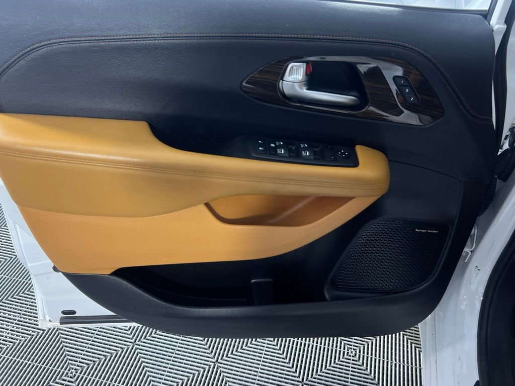 Used 2022 Chrysler Pacifica Pinnacle image 26