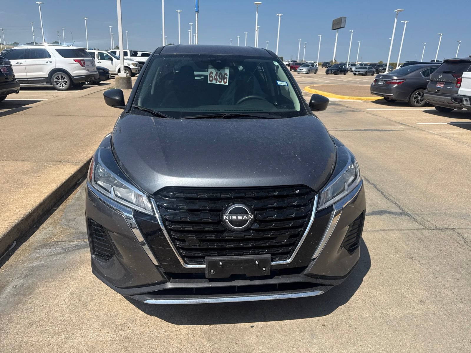 Used 2023 Nissan Kicks S FWD image 2