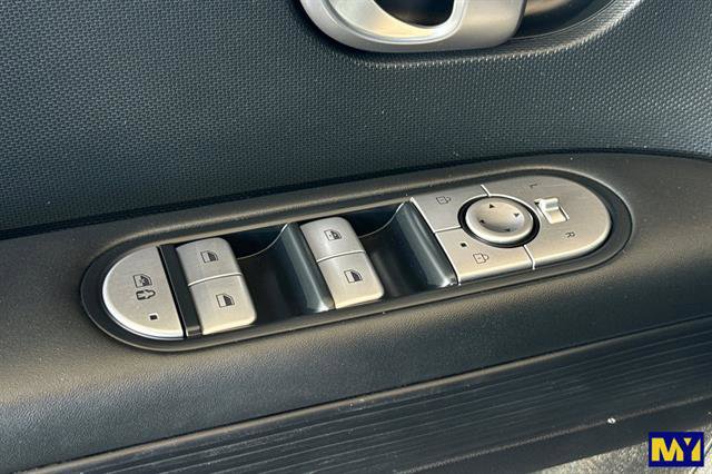 Used 2022 Hyundai Ioniq 5 SE image 12