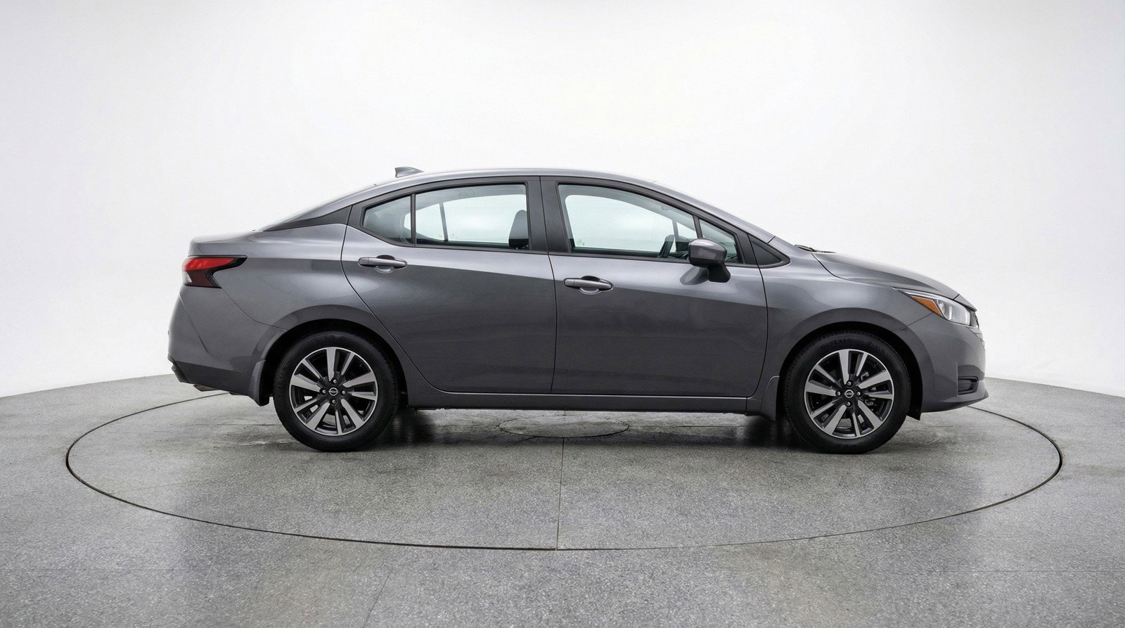 Used 2025 Nissan Versa SV image 11