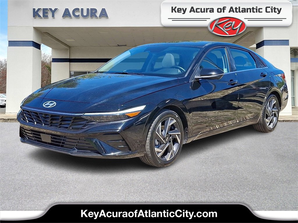 Used 2024 Hyundai Elantra Limited