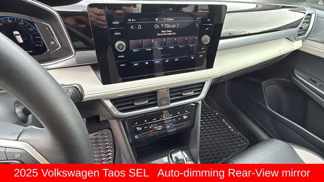 Used 2025 Volkswagen Taos SEL image 15