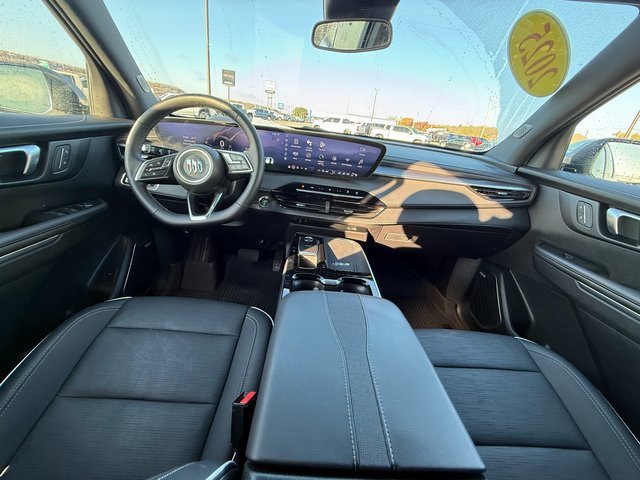 Used 2025 Buick Enclave Sport Touring image 16
