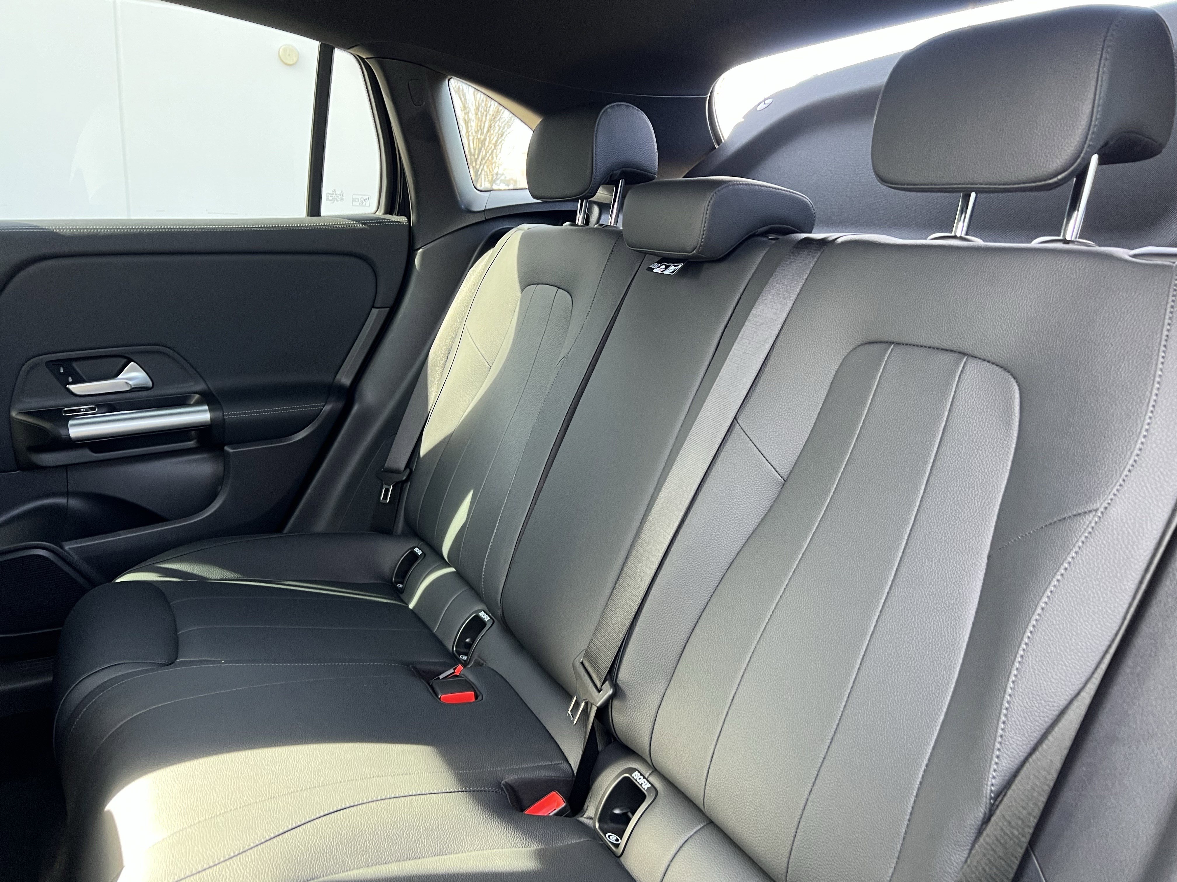 Certified 2025 Mercedes-Benz GLA 250 image 32