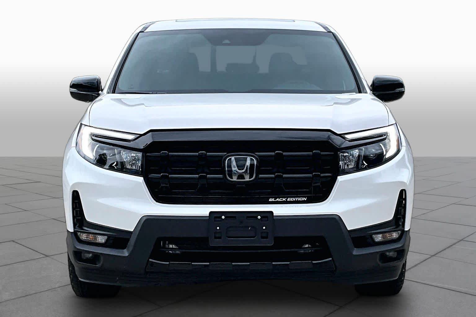 Certified 2026 Honda Ridgeline Black Edition image 4