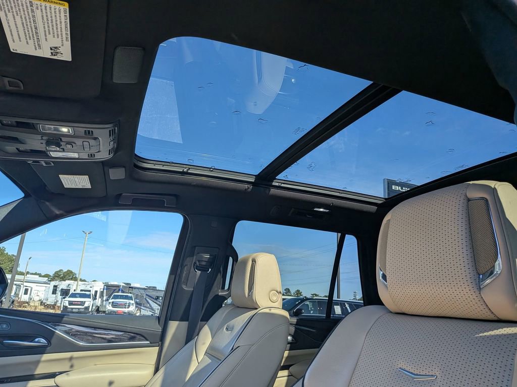 Certified 2023 Cadillac Escalade Premium Luxury w/ Performance Package image 13