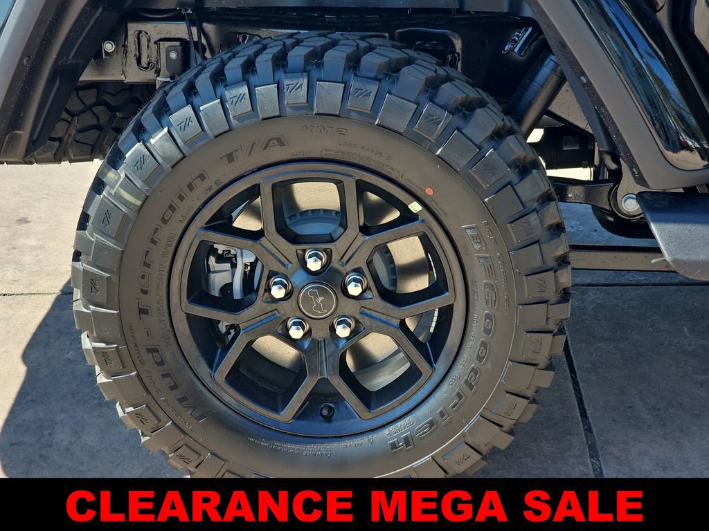 New 2025 Jeep Gladiator Willys image 36