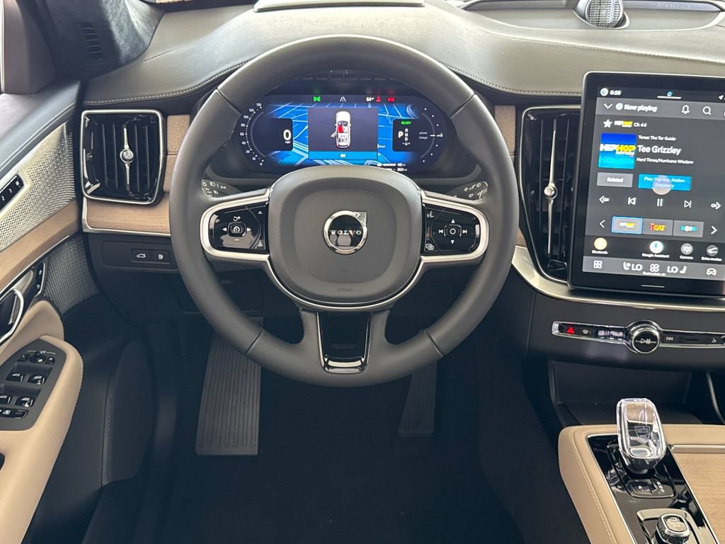 New 2026 Volvo XC90 T8 Ultra w/ Lounge Package AWD/4WD image 13