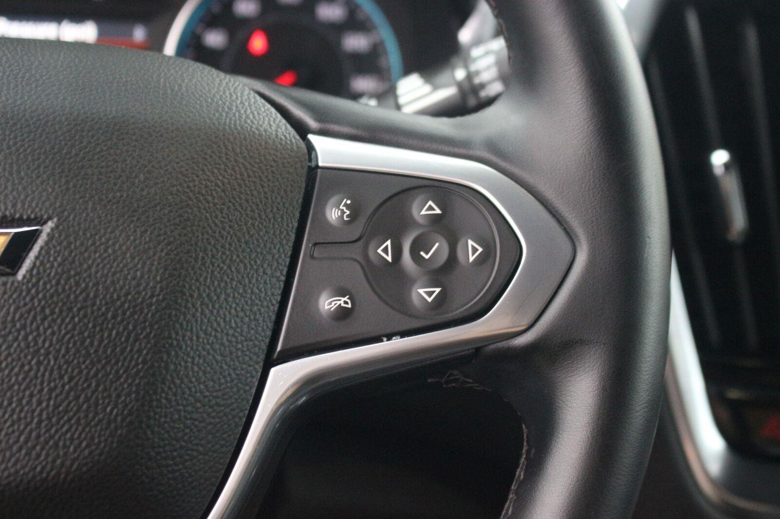 Used 2023 Chevrolet Traverse LT w/ LPO, Cargo Package AWD/4WD image 20
