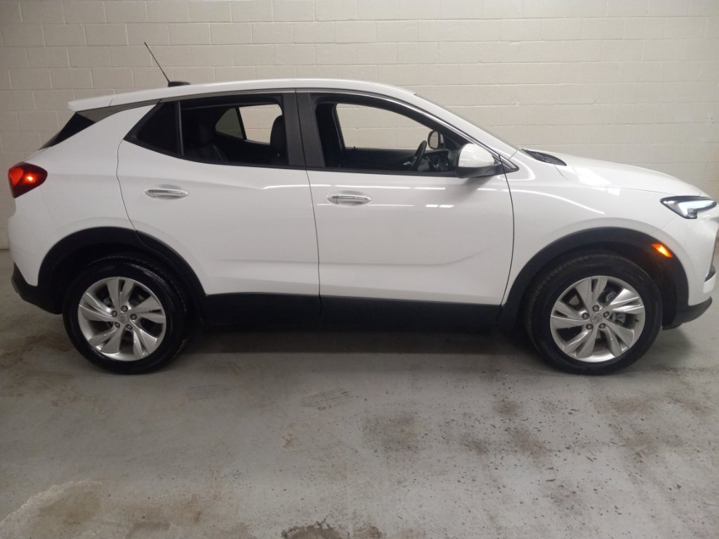 Used 2025 Buick Encore GX Preferred image 2