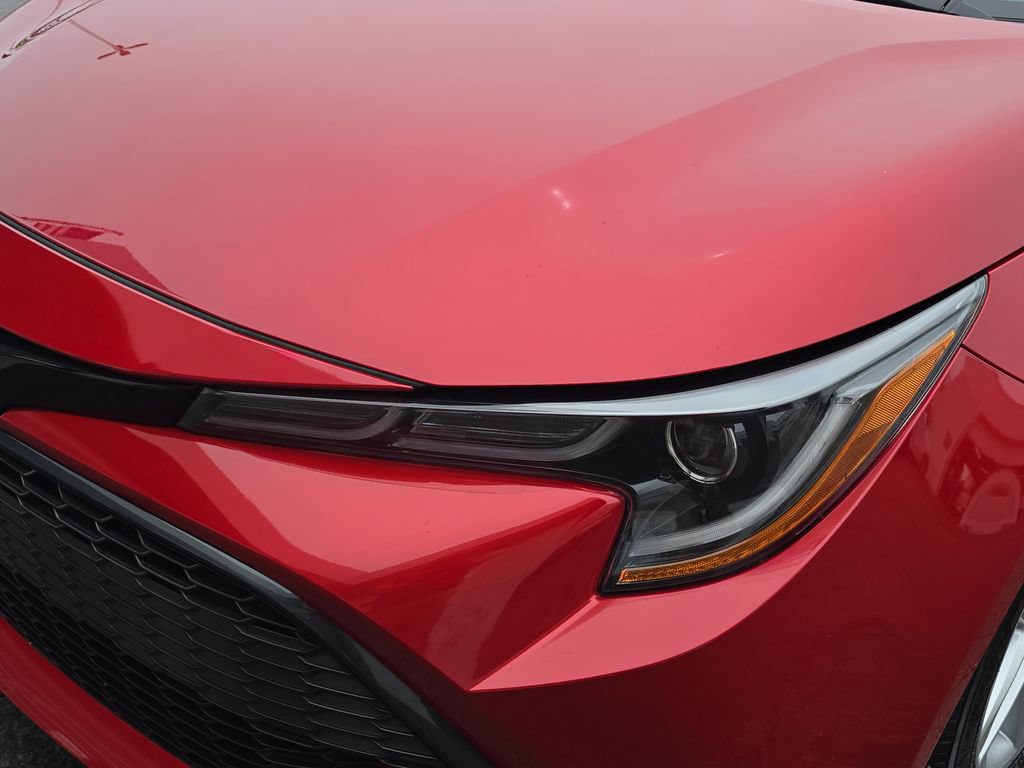 Used 2021 Toyota Corolla SE w/ SE Preferred Package FWD image 31