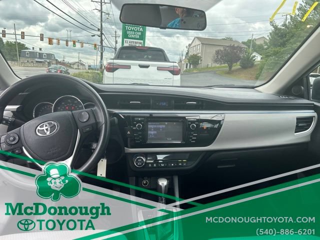 Used 2014 Toyota Corolla LE FWD image 12
