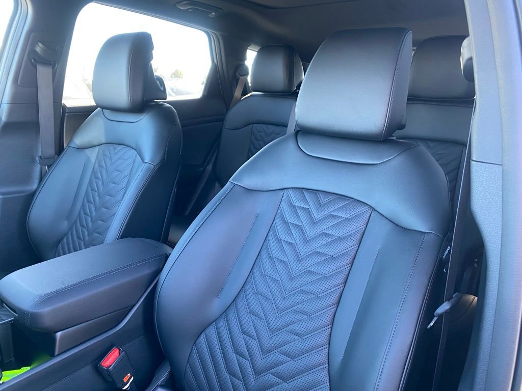 New 2026 Kia Sportage X-Line w/ X-Line Technology Package AWD/4WD image 11
