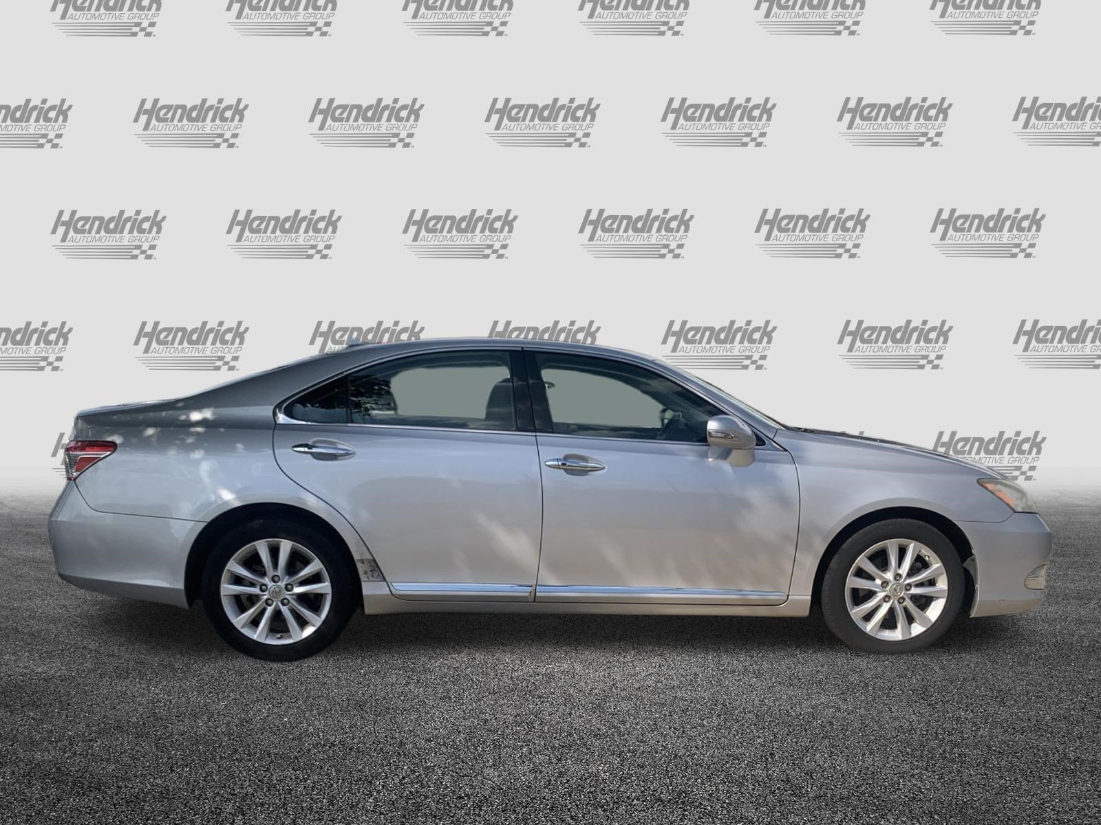 Used 2010 Lexus ES 350 w/ Preferred Accessory Package FWD image 9