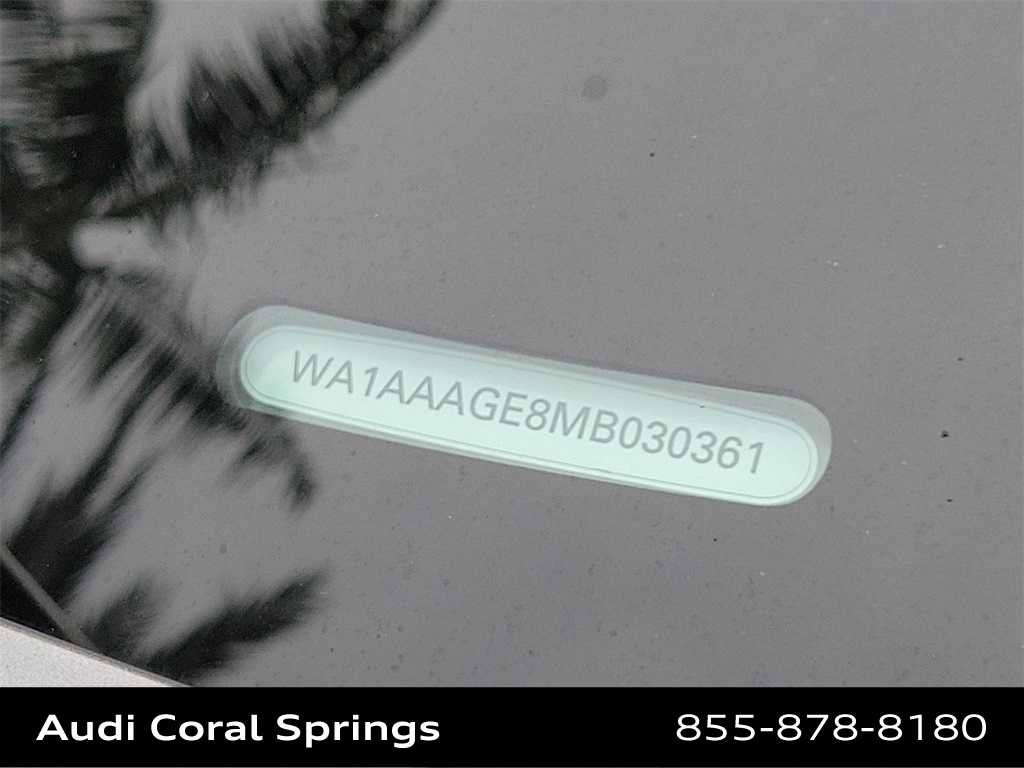 Used 2021 Audi e-tron Premium w/ Convenience Plus Package image 29