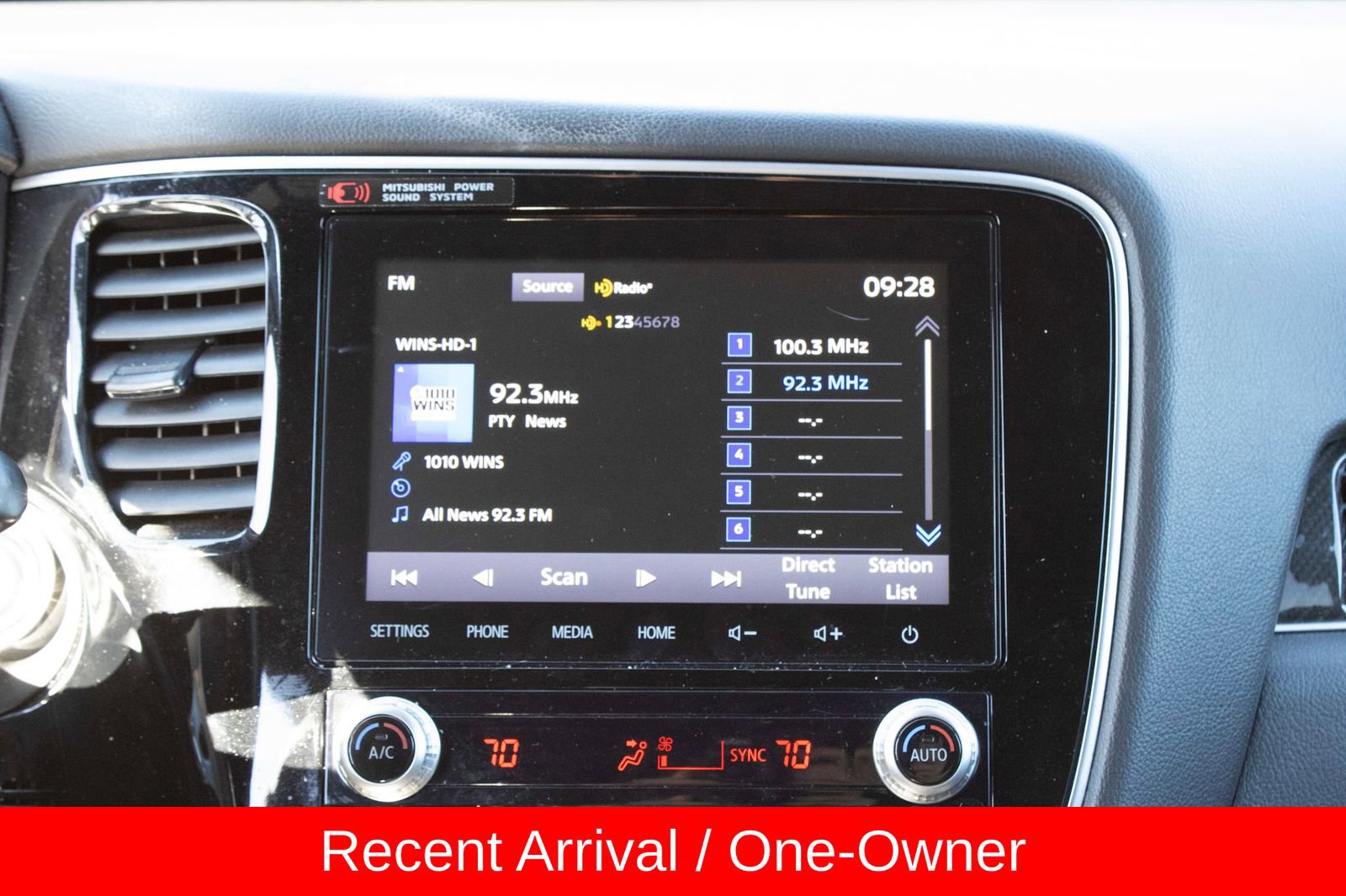 Used 2022 Mitsubishi Outlander 4WD Plug-In Hybrid image 14
