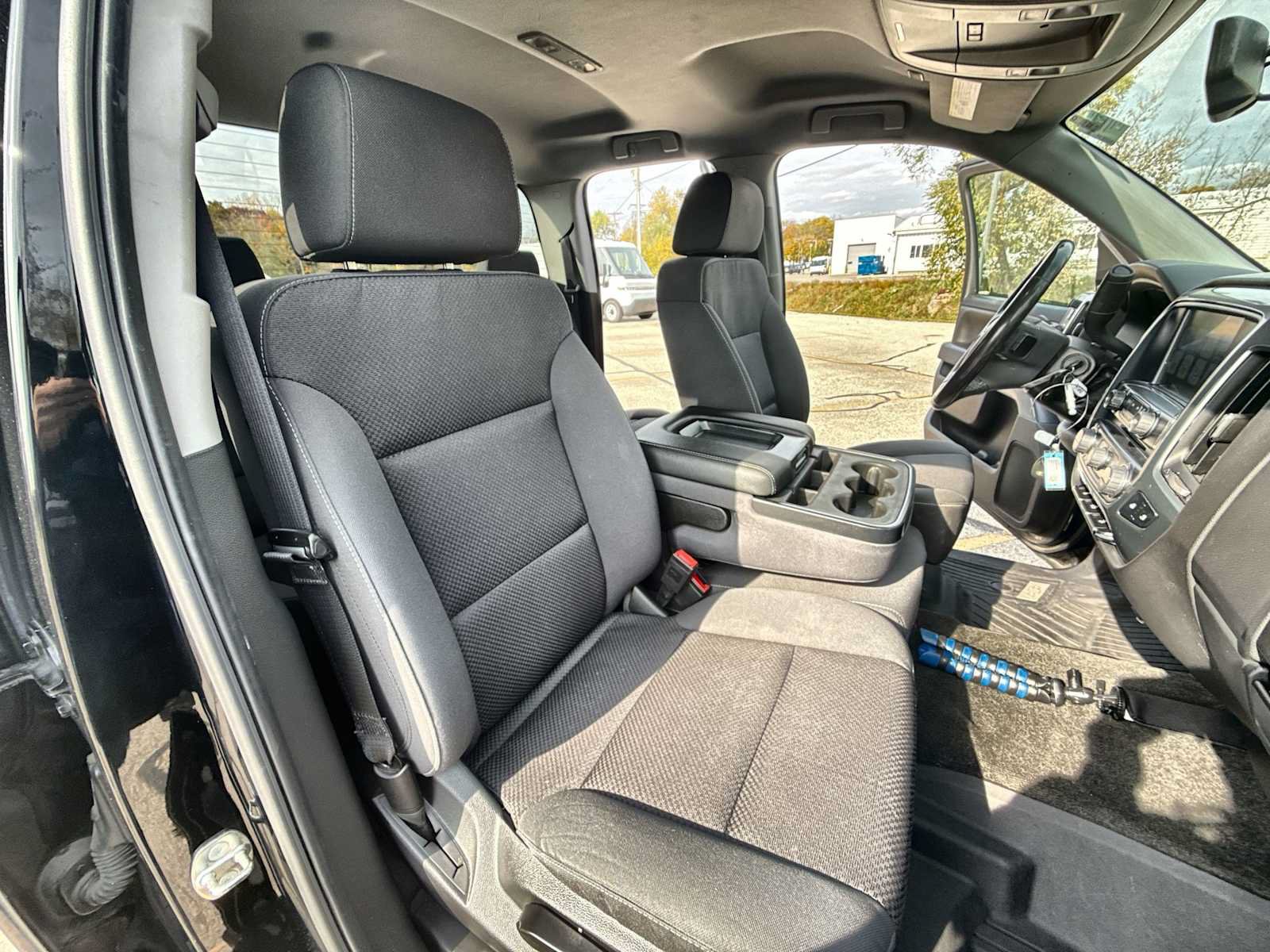 Certified 2019 Chevrolet Silverado 1500 LT w/ All Star Edition AWD/4WD image 26