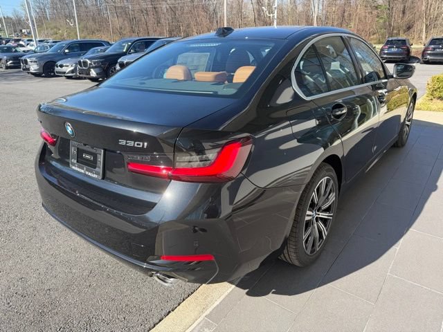New 2026 BMW 330i xDrive Sedan w/ Premium Package AWD/4WD image 7