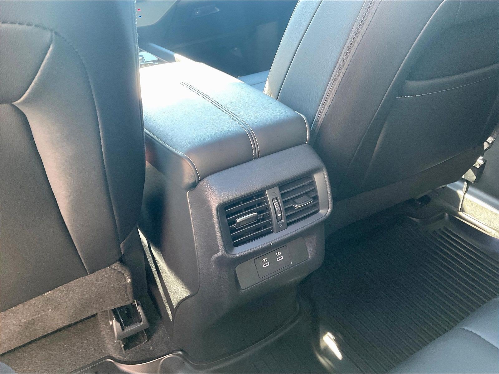 Certified 2025 Nissan Murano SL w/ Cargo Package AWD/4WD image 12