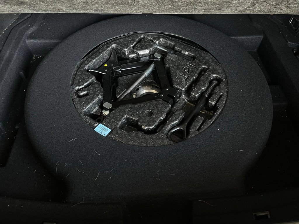 Used 2019 Kia Stinger RWD image 23