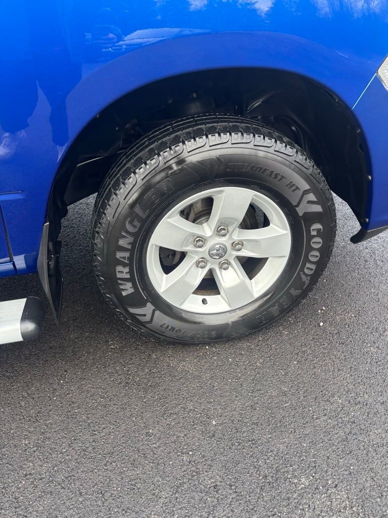 Used 2019 RAM 1500 Express image 23